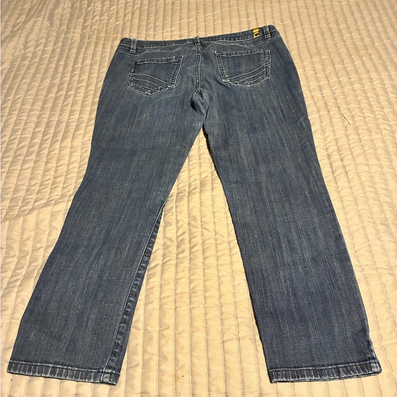 LC Lauren Conrad Women's Straight Leg Blue Jeans - Picture 6 of 6